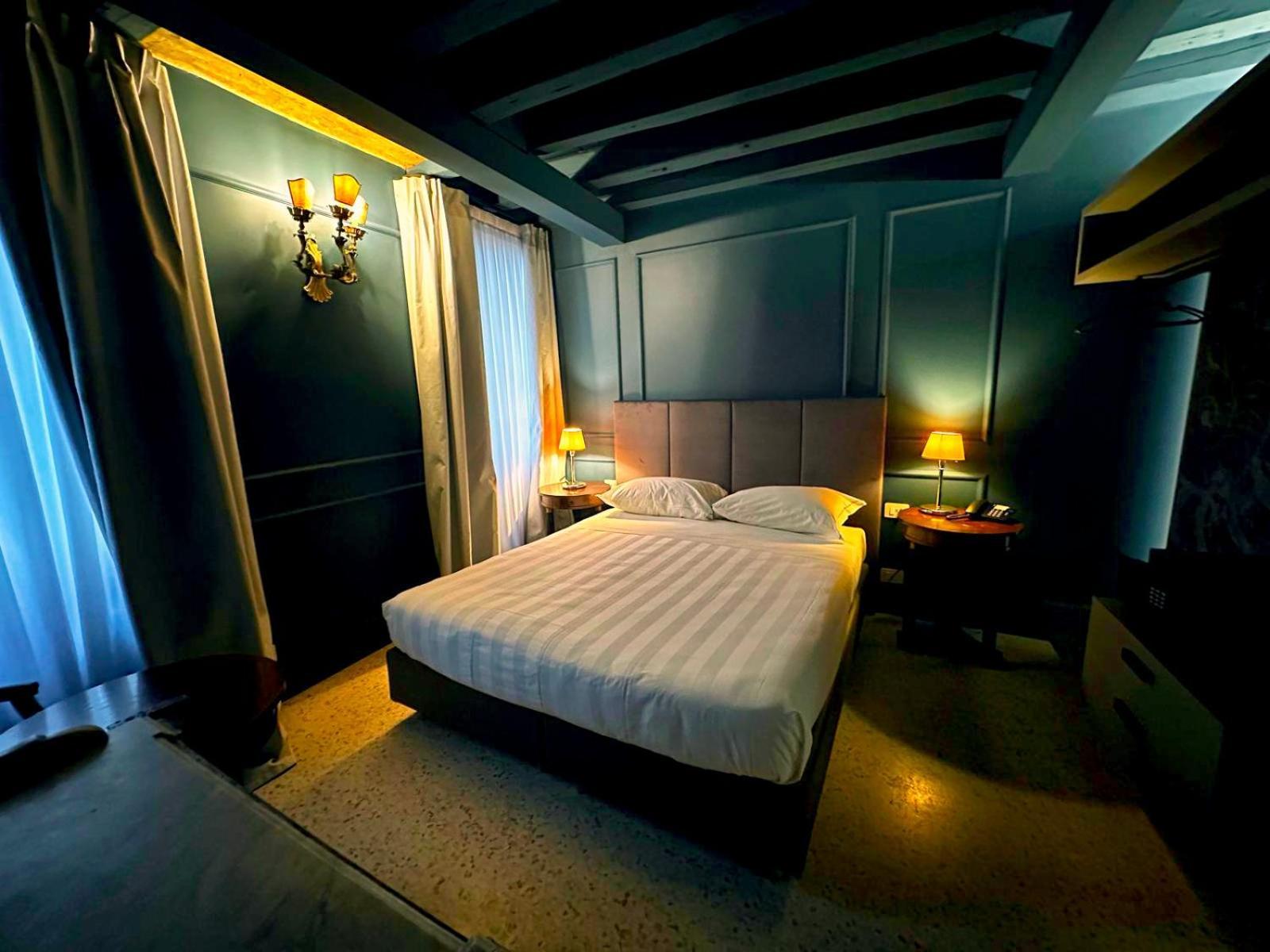 San Simeon Apartments Veneza Exterior foto